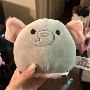 flipamallow elephant tiger